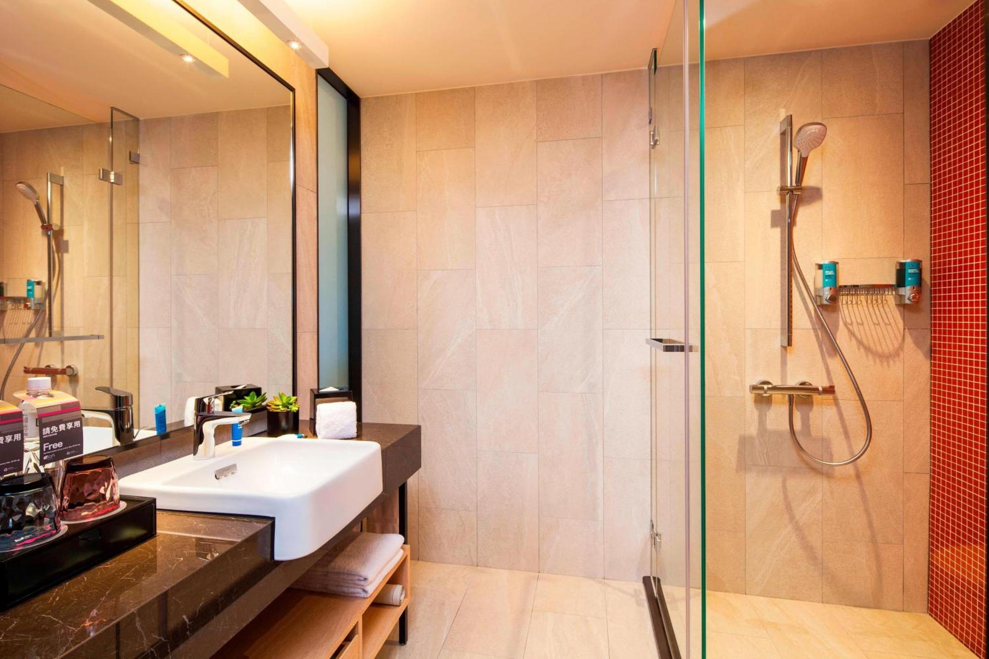 Aloft Taipei Beitou Hotel Exterior photo